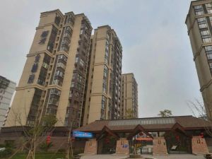 蓝光金楠府3室1厅东南