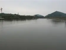 靠山望湖的别墅区,人生梦想。。