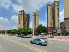 此房是单边位置的!双阳台设置,现代精装修