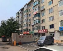 近医院门诊临多层2楼通透1室1厅小户型出行方便诚意售