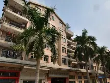 步梯低楼层,大户型三房 南北对流户型装修保养还不错