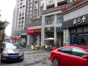 神仙树缤纷2室2厅东南
