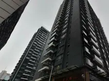 时尚岛单间出售,采光好,有独立阳台。