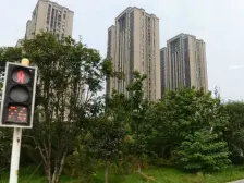 蟠龙山姆对面,面积大精装修适合办公