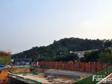 万科城市广场精装1房,高层朝南向,诚心出售