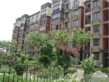 东方润景大两室,南向阳台,好户型好楼层,看房方便