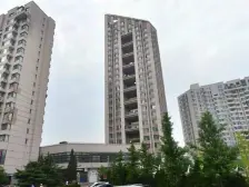 亿达康派公寓,此房西南向,亿达封闭小区出行便利