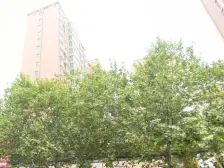 满五唯一 婚房装修 4房有地暖 采光好 东关100米