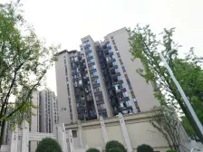 观音桥次新房 9号线轻轨,鸿恩寺公园精装3房