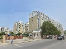 恒达花园北院带电梯的洋房,南北三室,南客厅采光好