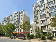 恒达花园 4室2厅 南 北