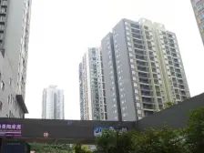 巴山轻轨旁 正规两室 还在方正 业主诚心出售