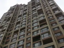 房子诚心出售,精装修,拎包入住,随时看房