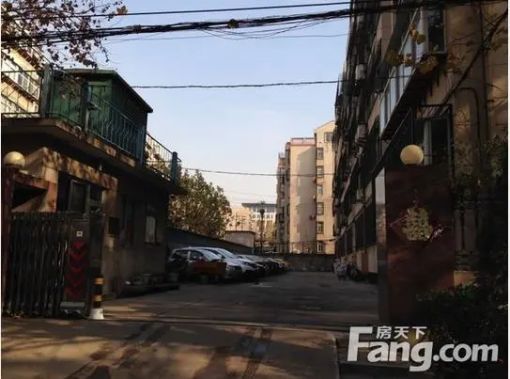 千禧嘉园3室2厅2卫南北朝向5000.00元/月出租
