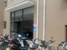 精装修,满五唯一。 随时带看,业主诚心出售。