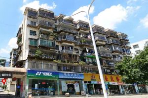 省体福日小区精装两房中层