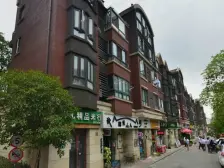 信达郡庭 美兰湖旁 地铁站边 小户型上车房源 总价低