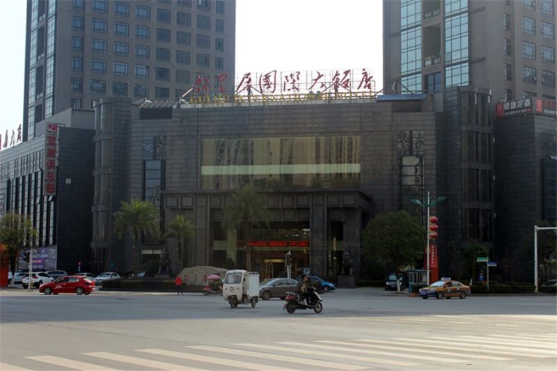 科大御花苑,金侨城,天一家园,天元美居乐,巨友中央公馆
