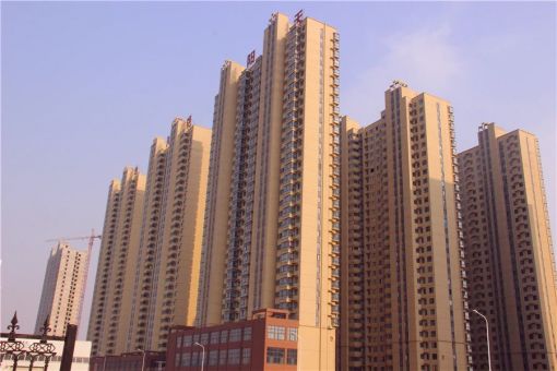 地久艳阳天1室1卫南朝向900.00元/月出租