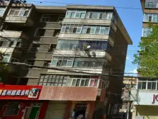 此房户型正规,中间楼层,满五唯一