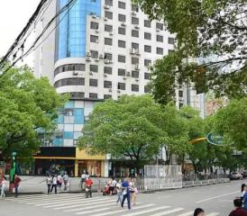 苏圃路1号宿舍户型方正,采光好近地铁视野好,诚心出售