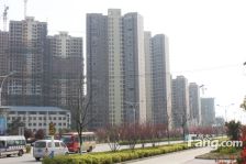 ³ÉÊìµØ¶ÎÉú»îÅäÌׯëÈ«,ʪµØ¹«Ô°ÅÔ»·¾³ÓÅÑÅ,ºÃÂ¥²ã