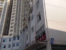 西南摩托车展销中心 3室2厅 南