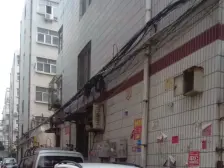 正弘城商圈 枣庄地铁口 大四房 诚心出售