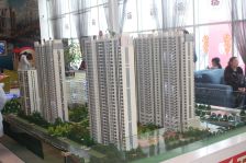 领秀豪庭三室好楼层有钥匙看房方便诚心出售