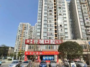 八二一小区 4室2厅 南 北