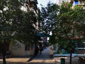 红牌楼北街6号 2室1厅 东