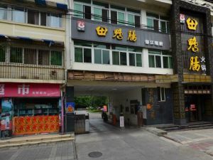 黄龙花园3室2厅东南
