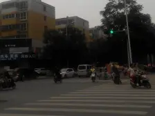 五号线地铁口 双气一室 总价低 精装修拎包入住