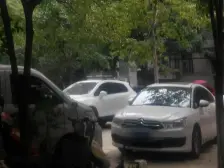 大校生活区一梯两户南北通透双气,1994年可贷70