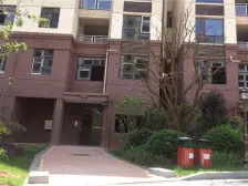 户型较好,设计合理,方正,采光充足,视野开阔,