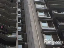 龙湖旁,清水,未住人,带马小,业主诚心出售