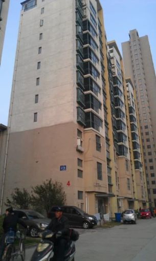 翰林新城2室1厅1卫南朝向1500.00元/月出租