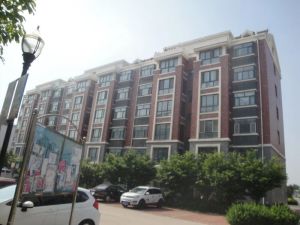 文昌旁多层带一个外置阁楼,精装可以拎包入住