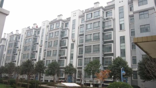 东方世纪城1室1卫西朝向800.00元/月出租