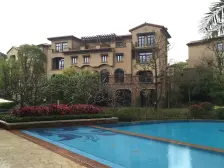 东莞市植物园内的大平层,位置安静舒适,业主诚售