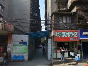 群和街7号2室1厅东南南
