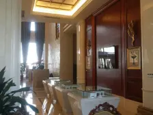 东城半岛二期南苑三室 精装修拎包住