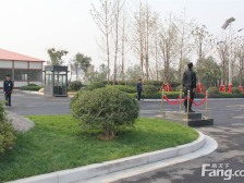 东城半岛四期,东城院子五室三厅三卫 看房约