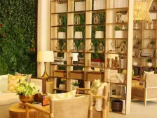 小高层,一楼架空,朝中庭看江,住家安静