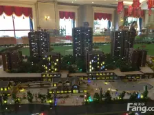 次新小区,华宇品质洋房,住家舒适,出门商场