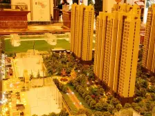 一楼带院 总高5层洋房 精装四房 诚心出售