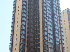 火车站地铁口金汇广场三室两厅中间楼层视野开阔