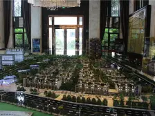 鸿晖依岸康堤 6室2厅 南 北