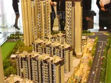 此房满两年 税费少 次新小区 简单装修 人车分流