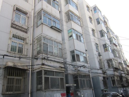西关中和街小区2室1厅1卫南北朝向550.00元/月出租